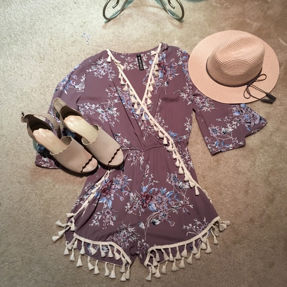 NWOT Cutest romper!